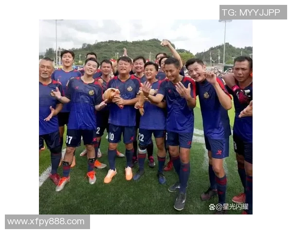 身高不足一米七的足球明星们如何在绿茵场上创造辉煌成就